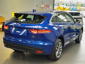 2018 Jaguar F-Pace - Thumbnail