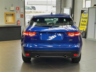 2018 Jaguar F-Pace - Thumbnail