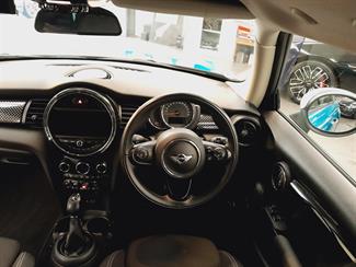 2017 Mini Cooper - Thumbnail