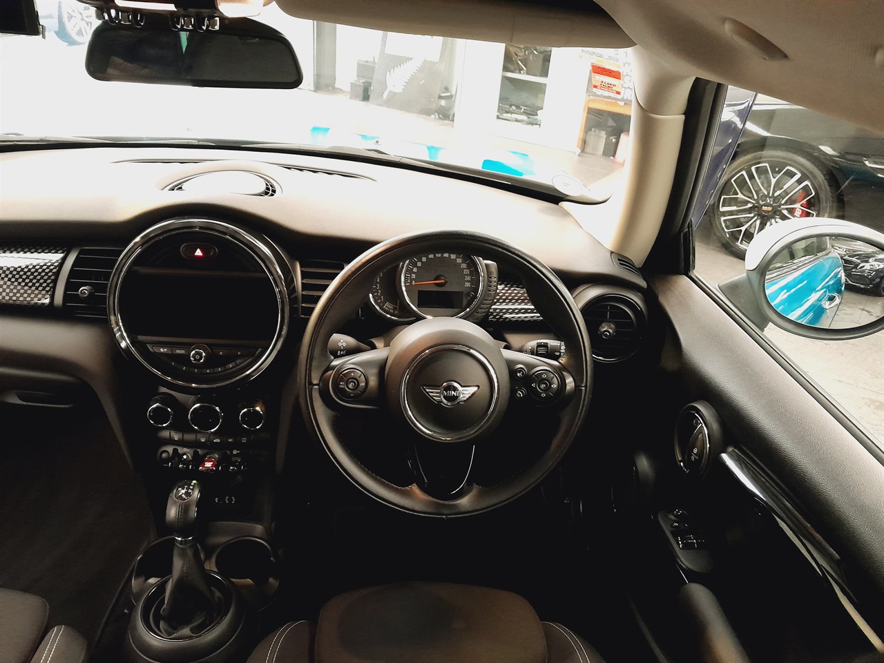 2017 Mini Cooper