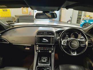 2018 Jaguar F-Pace - Thumbnail