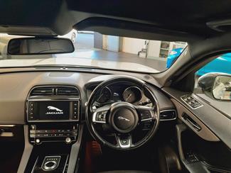 2018 Jaguar F-Pace - Thumbnail