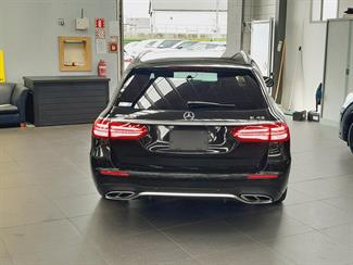 2017 Mercedes-Benz E 43 - Thumbnail