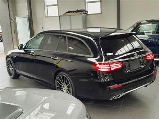 2017 Mercedes-Benz E 43 - Thumbnail